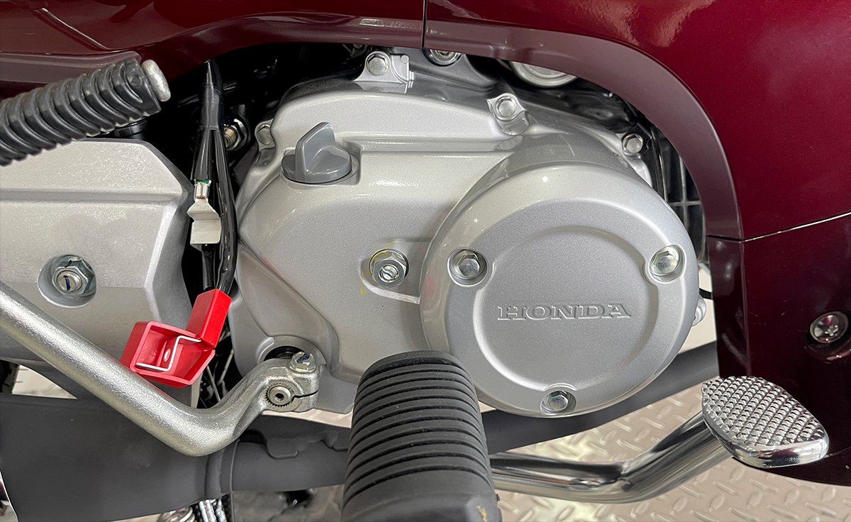 Động cơ Dream 125 NCX 2024 màu đỏ Động cơ Dream 125 NCX 2024 màu đỏ